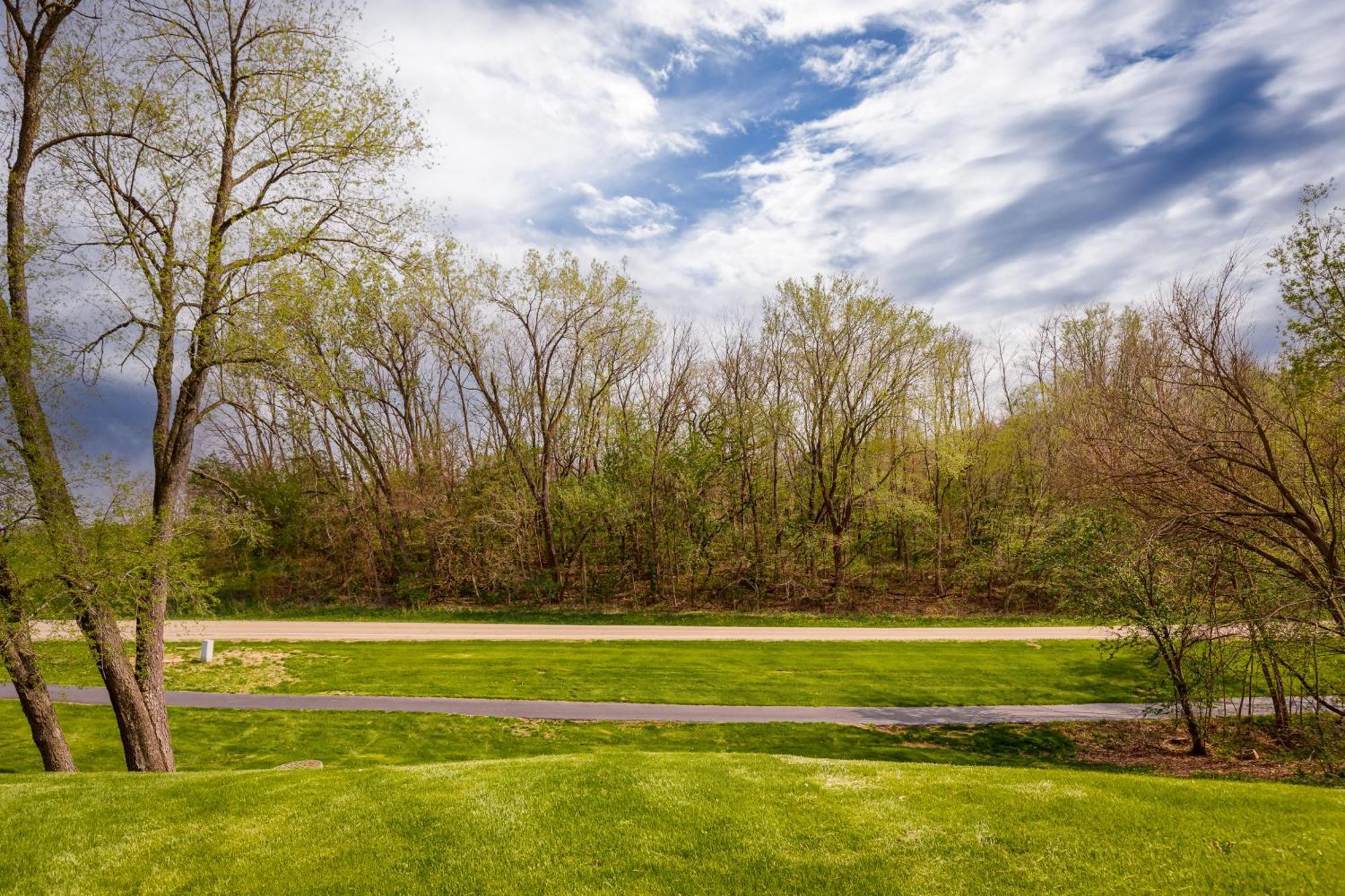 Quiet Home Minutes From Lake Galena & Eagle Ridge المظهر الخارجي الصورة
